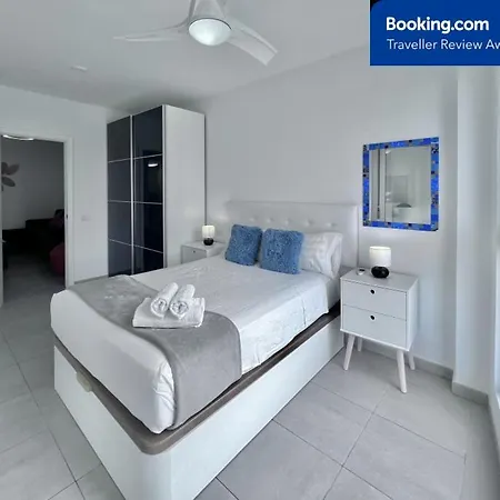 Con Terraza Y Vistas Appartement